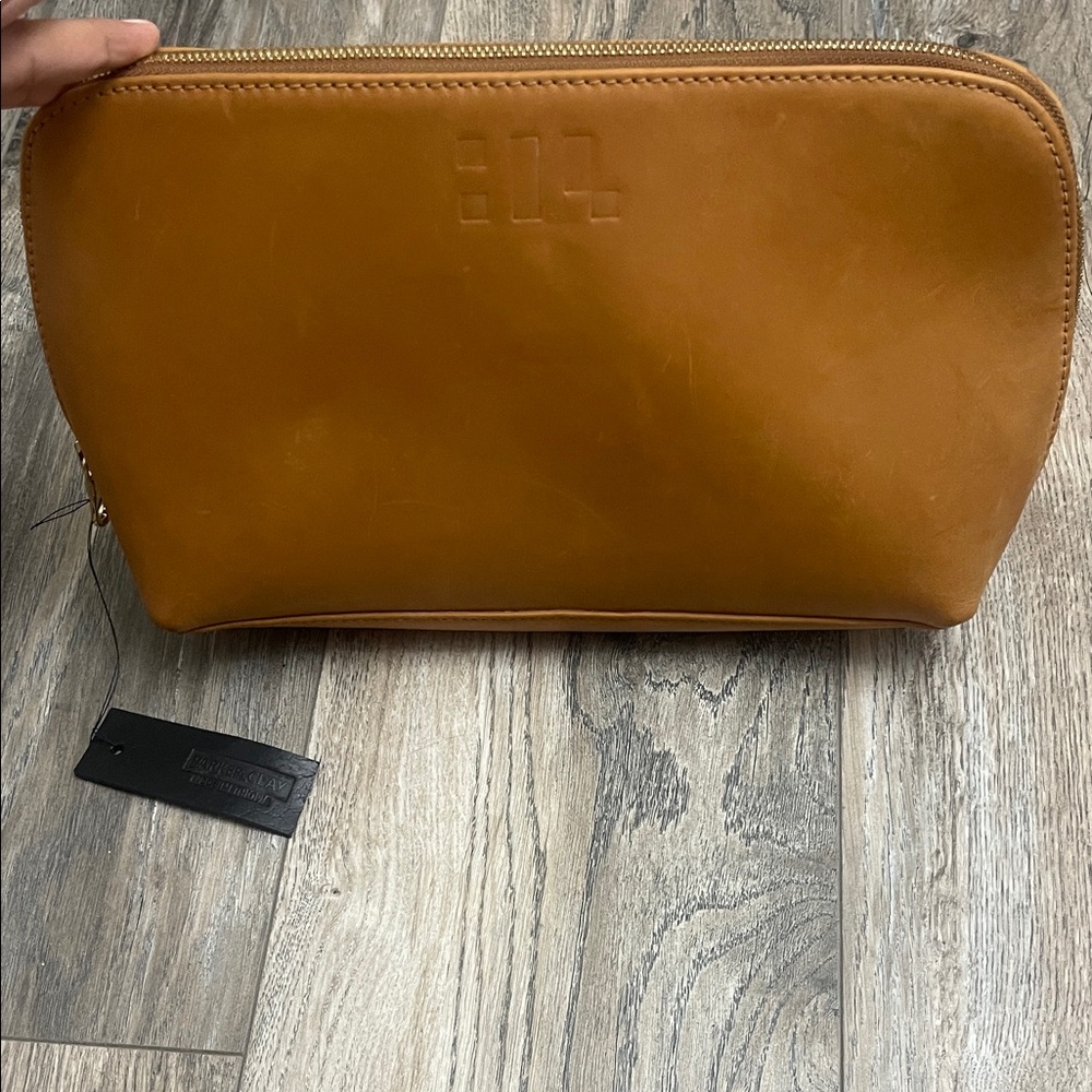 NWT Parker Clay Mulu Catchall Pouch